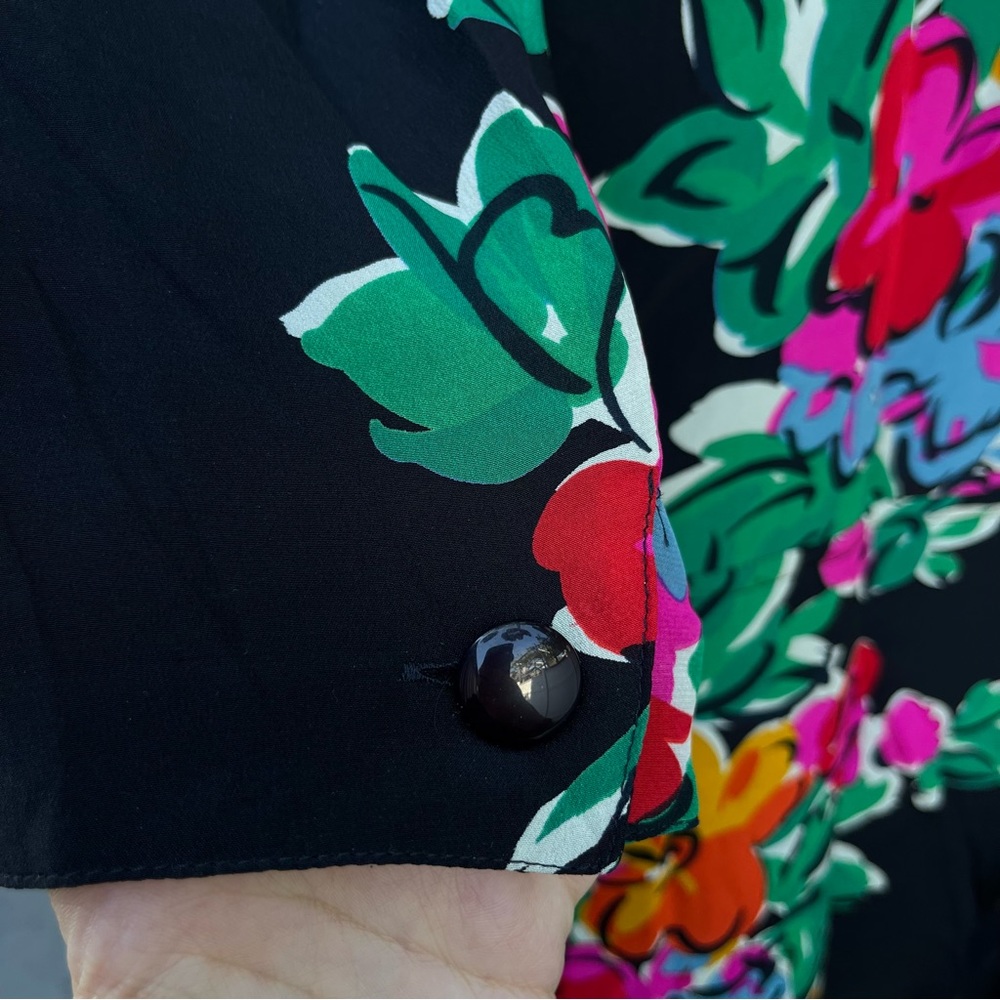 Vintage 80’s ESCADA black bodysuit with colorful floral detailing&shoulder pads - Picture 3 of 10